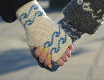 Vanter med gymnasiets logo