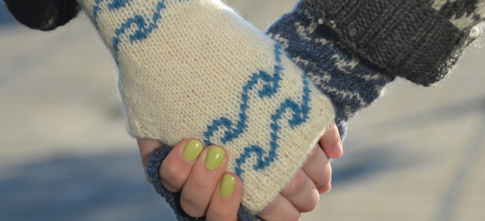 Vanter med gymnasiets logo