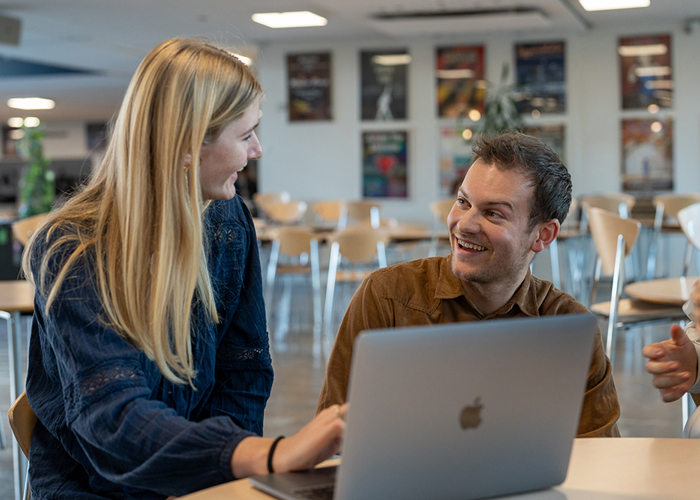 Undervisning på Mariagerfjord Gymnasium - her bliver du set og hørt