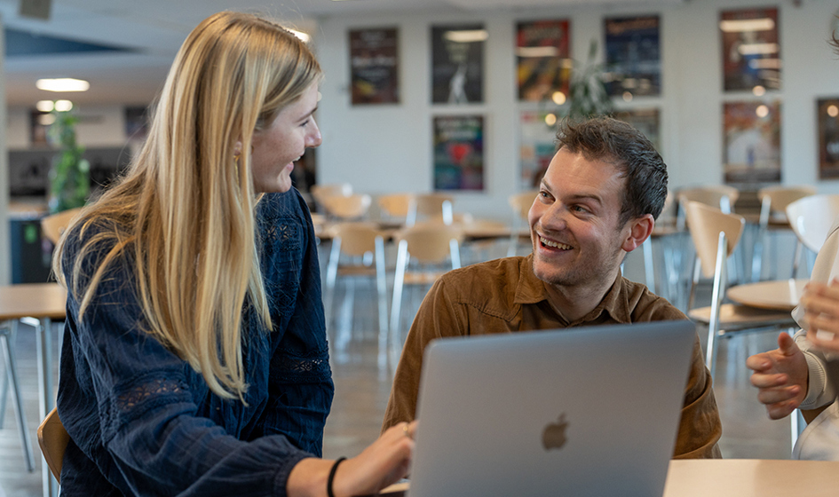 Undervisning på Mariagerfjord Gymnasium - her bliver du set og hørt