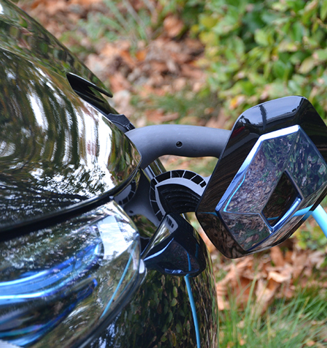 Grønt Gymnasium Elladestander