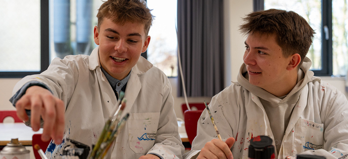 Billedkunst og kreativitet på Mariagerfjord Gymnasium